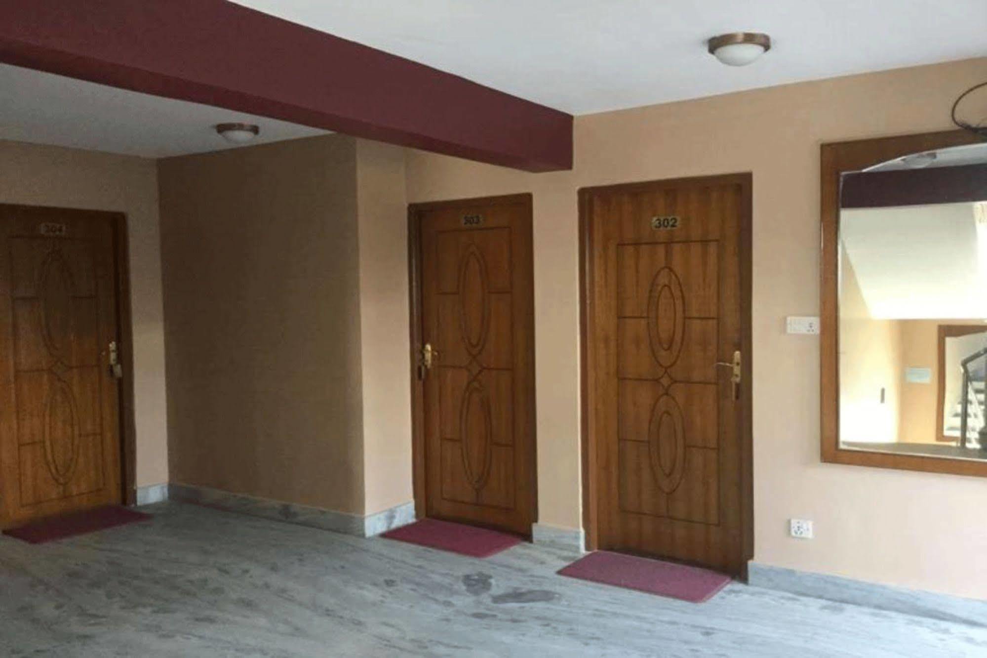 Pashupatināth Shiva Shankar Hotel מראה חיצוני תמונה